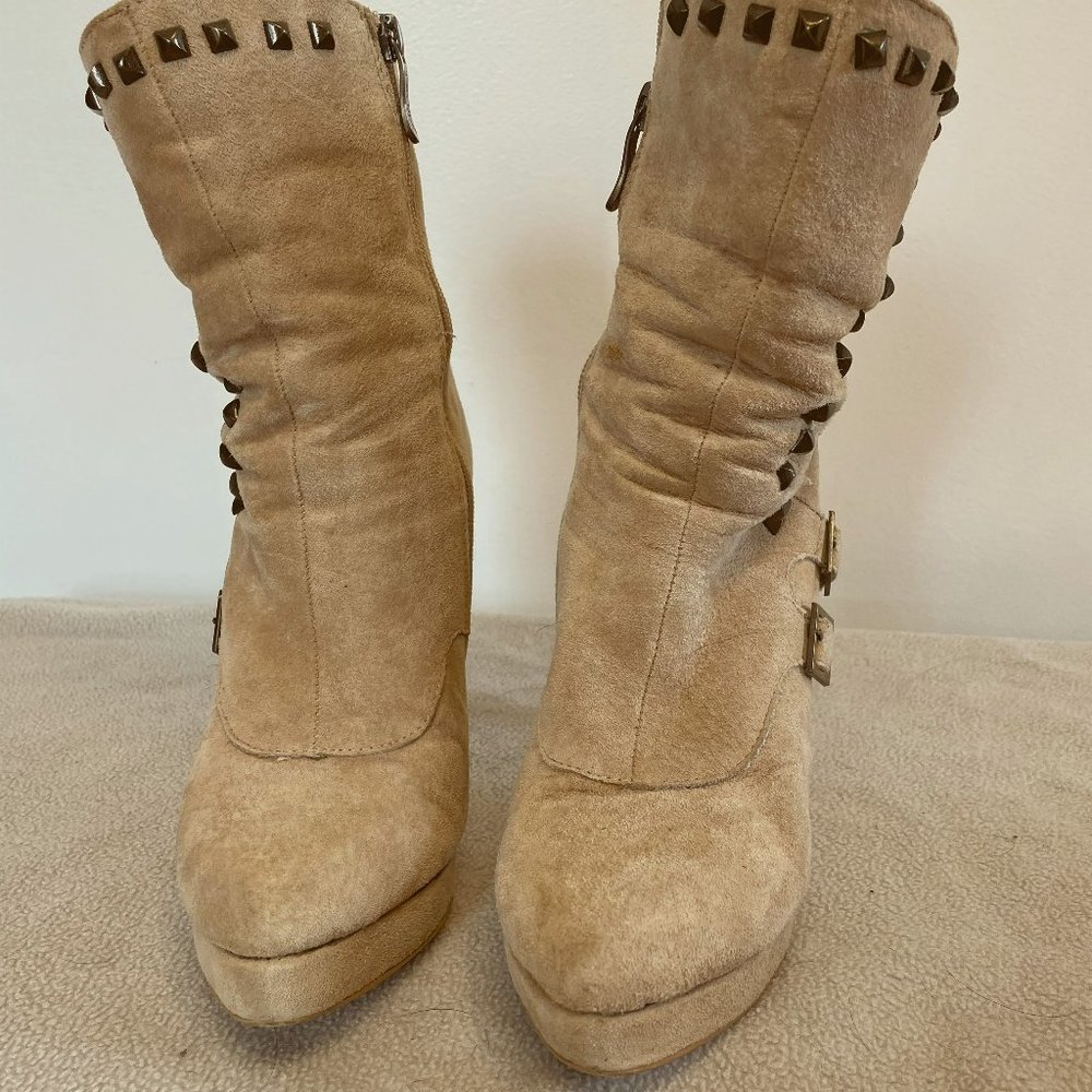 TWO LIPS Leather Suede Studded High Heel Boots in Beige size 7